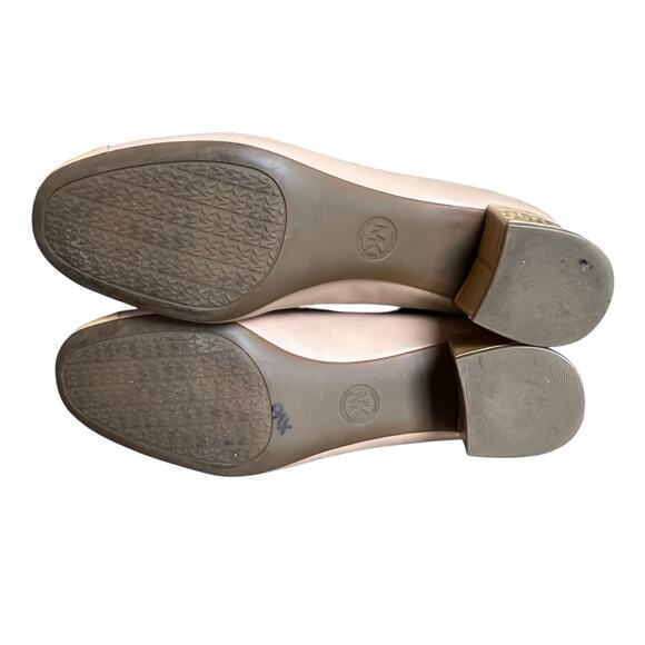 Michael Kors Beige Tan Gia Block Heel Pump Size 8 Bow Cap Toe Patent - Picture 10 of 12